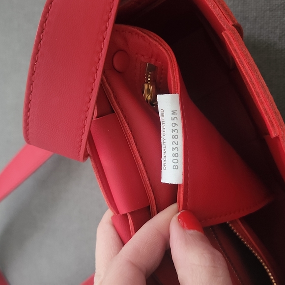 BOTTEGA VENETA Intrecciato Cassette Crossbody Bag Bright Red - Picture 8 of 14